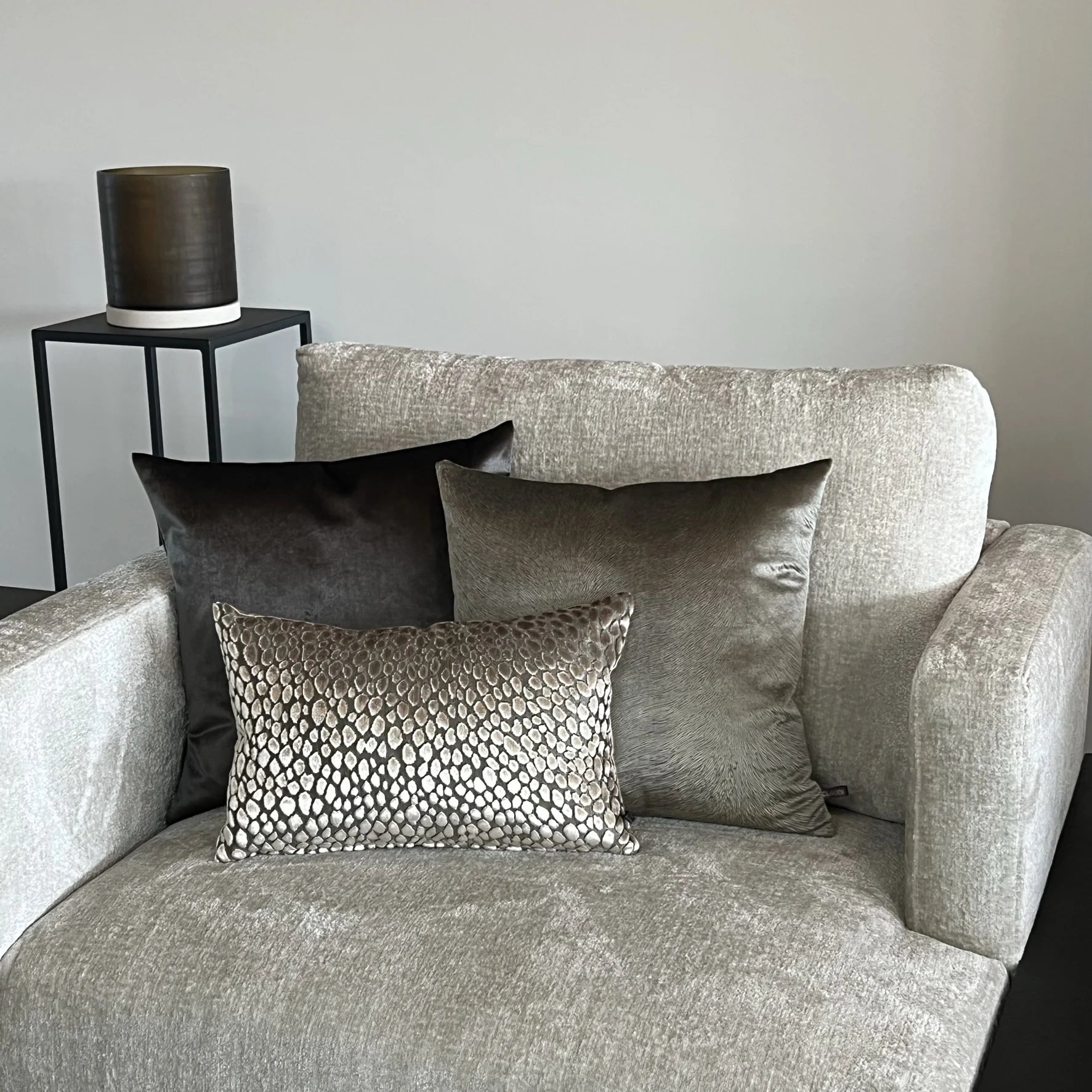 Claudi Kussen- Perla- 50x50 - Brown